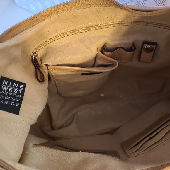 Pink Nine West Shoulder Bag Purse Geometric Pattern with Matching Coin Purse - Picture 7 of 11